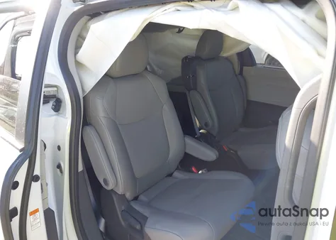 2023 Toyota Sienna Xle из США, поврежденный, VIN 5TDJRKEC7PS163115